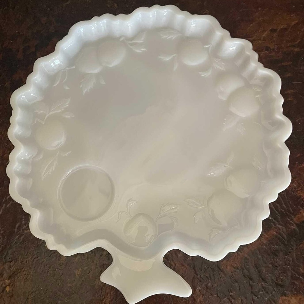 Vintage 1930’s Orchard Milk Glass Tree Of Life Plates